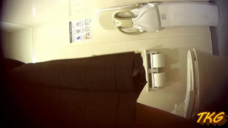 【erohune Pw】女子高生 トイレ盗撮ホットポルノビデオ